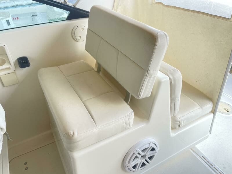 1996 Tiara Yachts 3100 Open