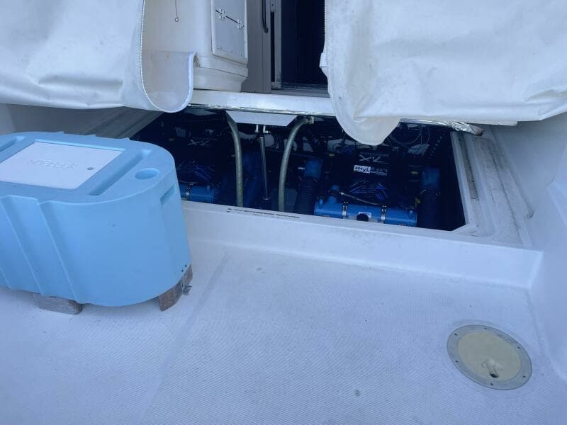 1996 Tiara Yachts 3100 Open