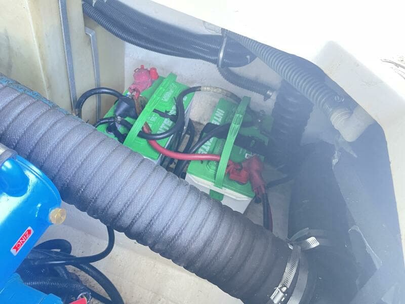 1996 Tiara Yachts 3100 Open