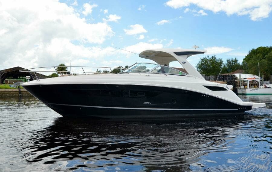2016 Sea Ray 350 Sundancer