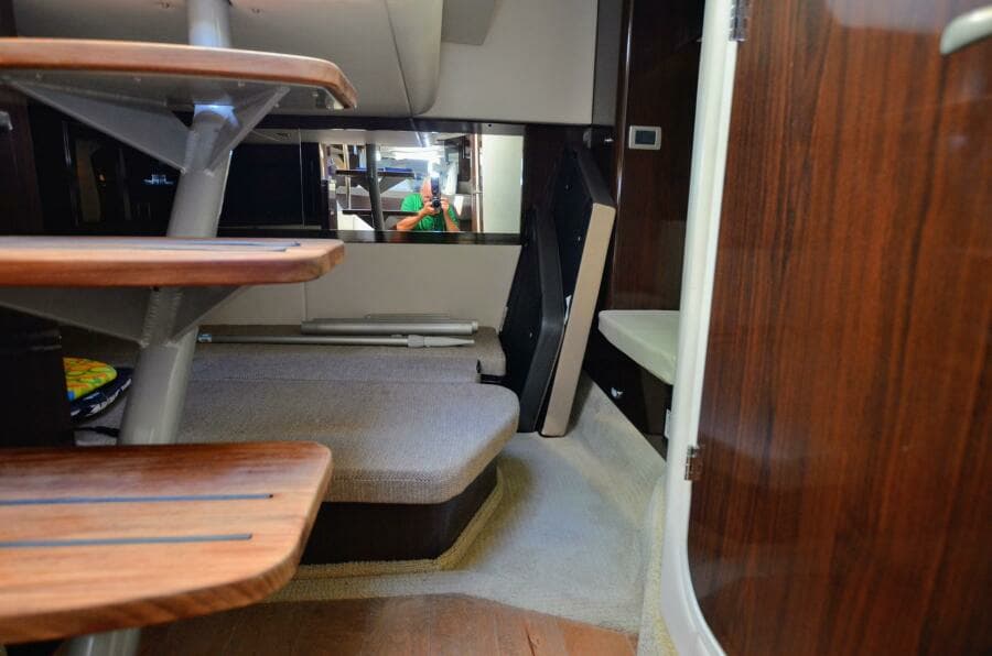 2016 Sea Ray 350 Sundancer