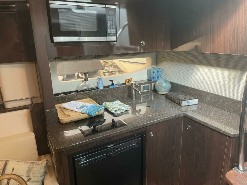 2016 Sea Ray 350 Sundancer