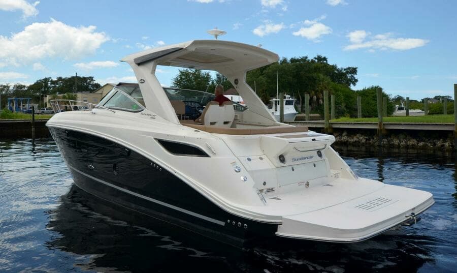 2016 Sea Ray 350 Sundancer