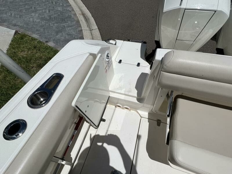 2020 Boston Whaler 
