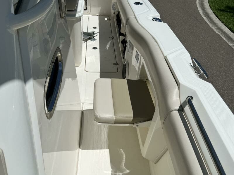 2020 Boston Whaler 