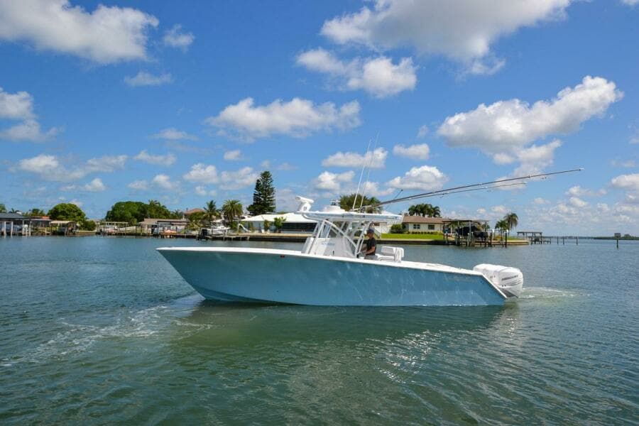 2018 SeaHunter 33 cc