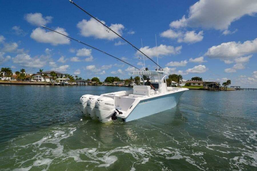 2018 SeaHunter 33 cc