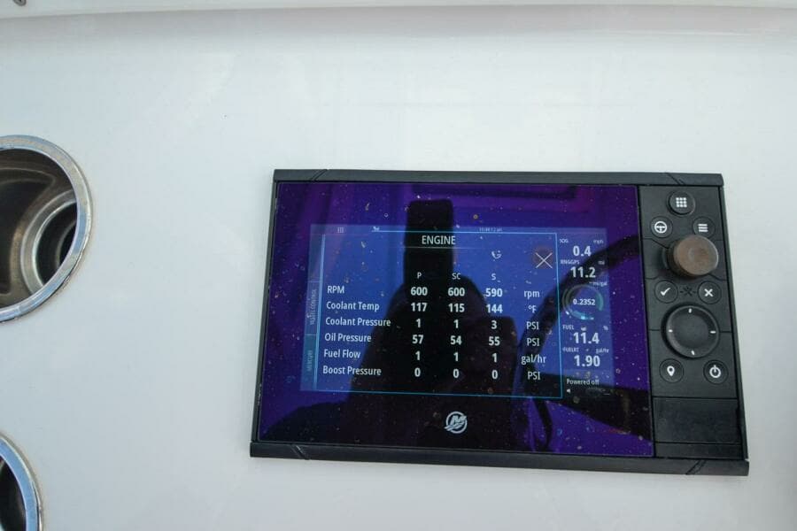 2018 SeaHunter 33 cc