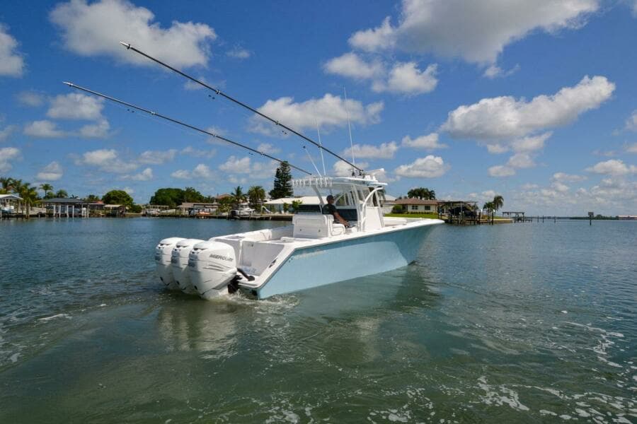 2018 SeaHunter 33 cc