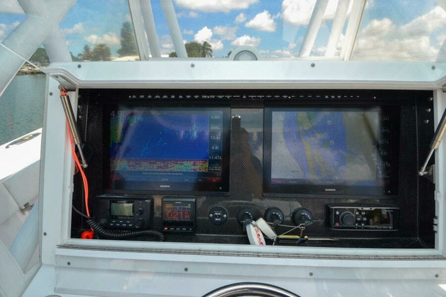 2018 SeaHunter 33 cc