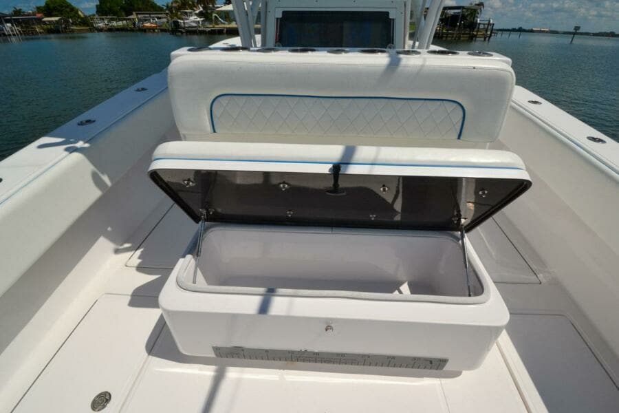 2018 SeaHunter 33 cc