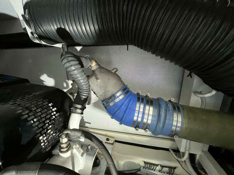 2008 Marquis 59 Fly Bridge - Markham Edition