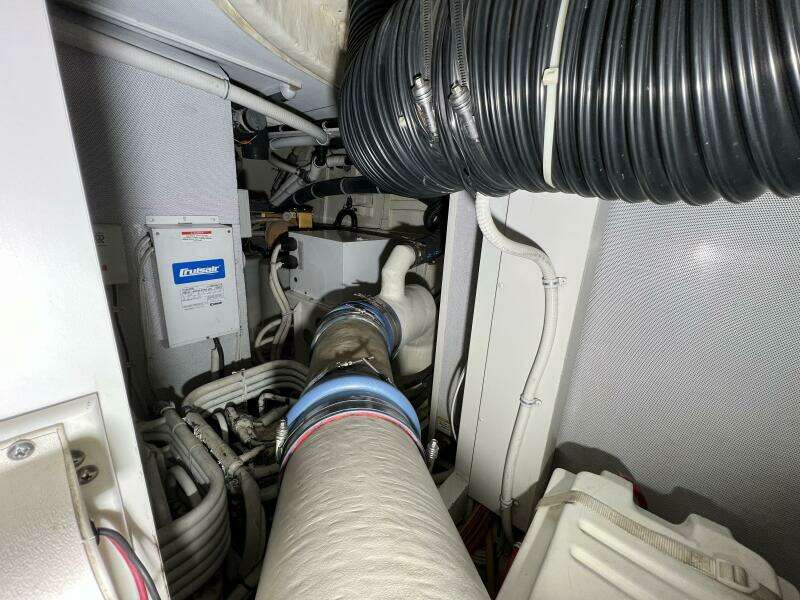 2008 Marquis 59 Fly Bridge - Markham Edition