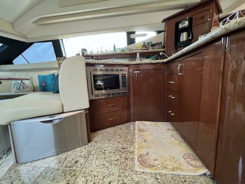 2008 Marquis 59 Fly Bridge - Markham Edition