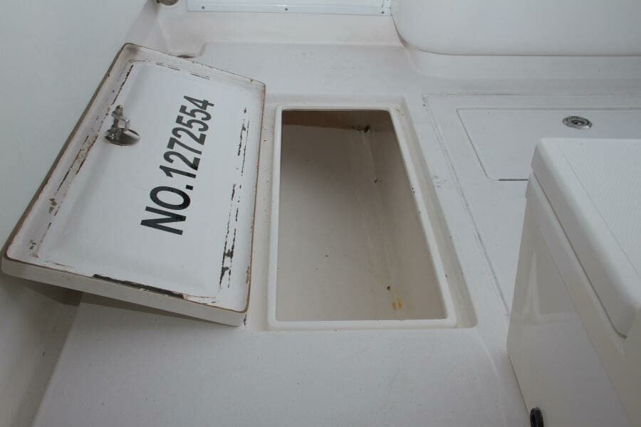 2004 Contender 31 Open