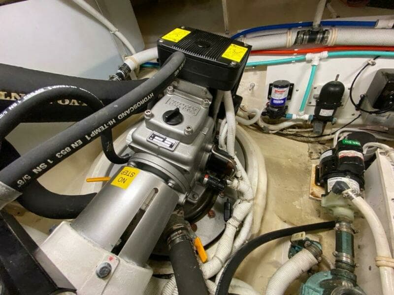 2009 Tiara Yachts 4300 Sovran