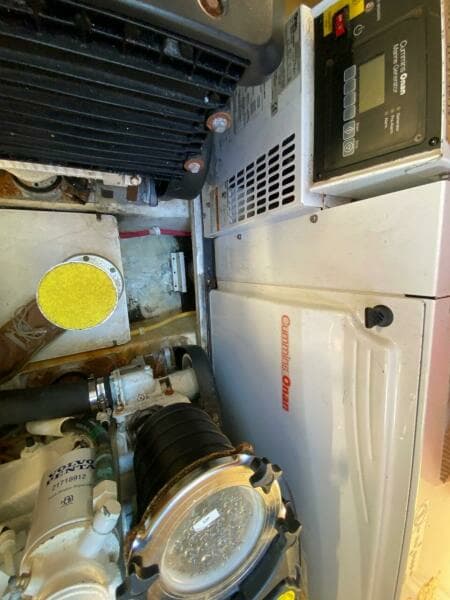 2009 Tiara Yachts 4300 Sovran