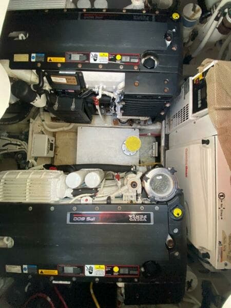 2009 Tiara Yachts 4300 Sovran