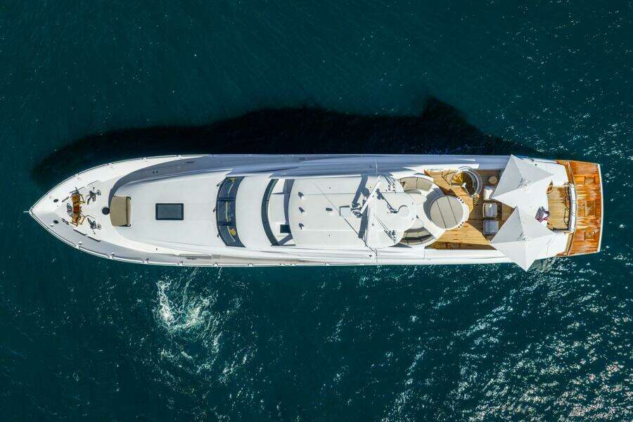 2008 Lazzara Yachts 116