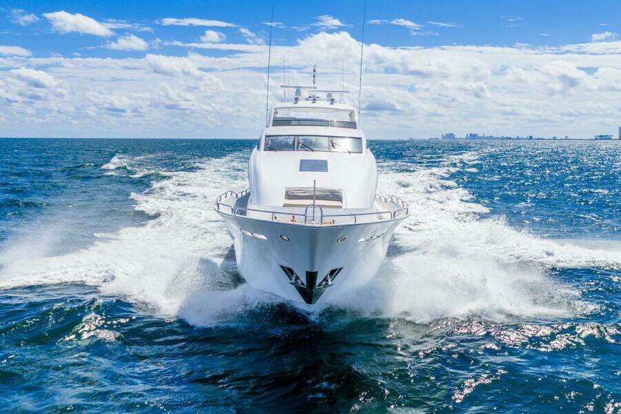2008 Lazzara Yachts 116