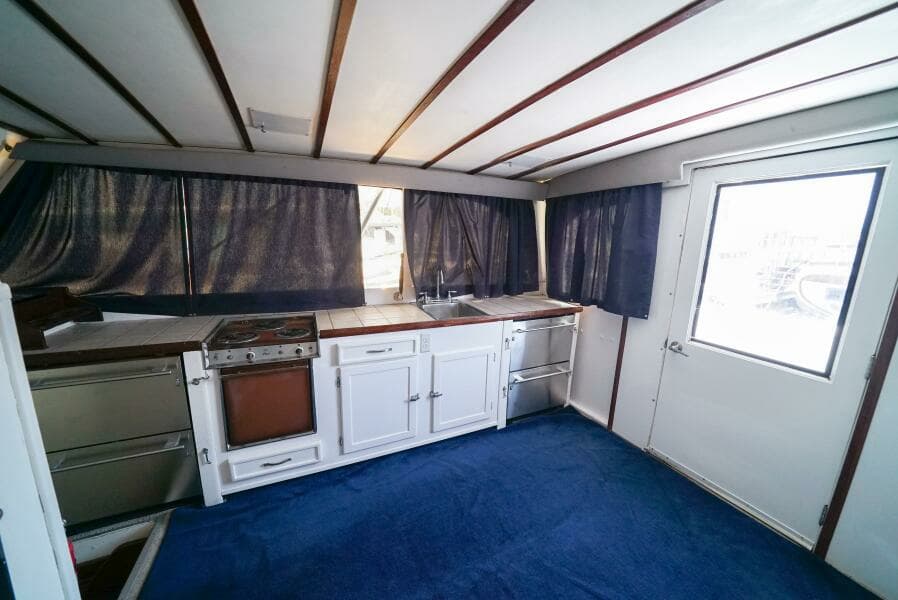 1979 Trojan 45 Convertible Hook'em