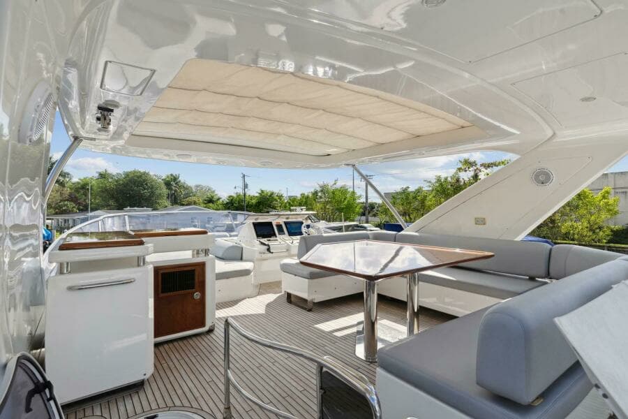 2013 Azimut 70