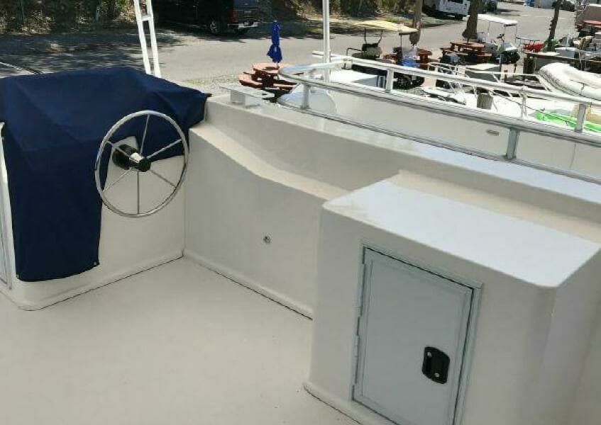 2017 Sumerset Houseboat