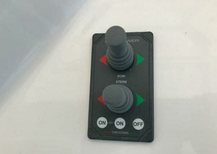 2017 Sumerset Houseboat