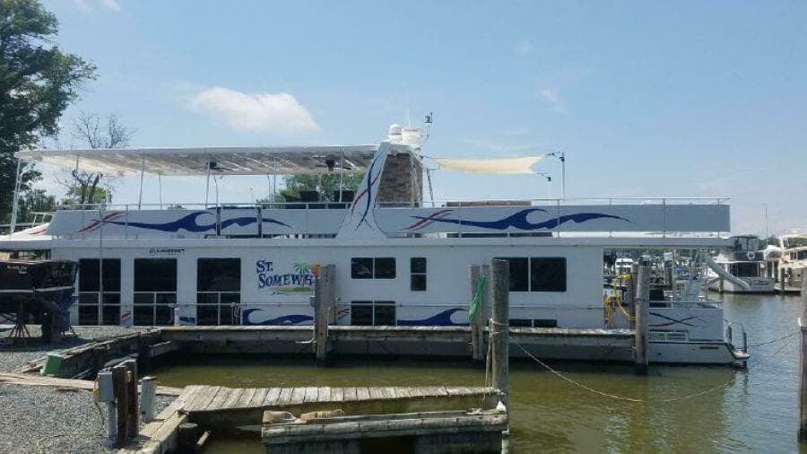 2017 Sumerset Houseboat