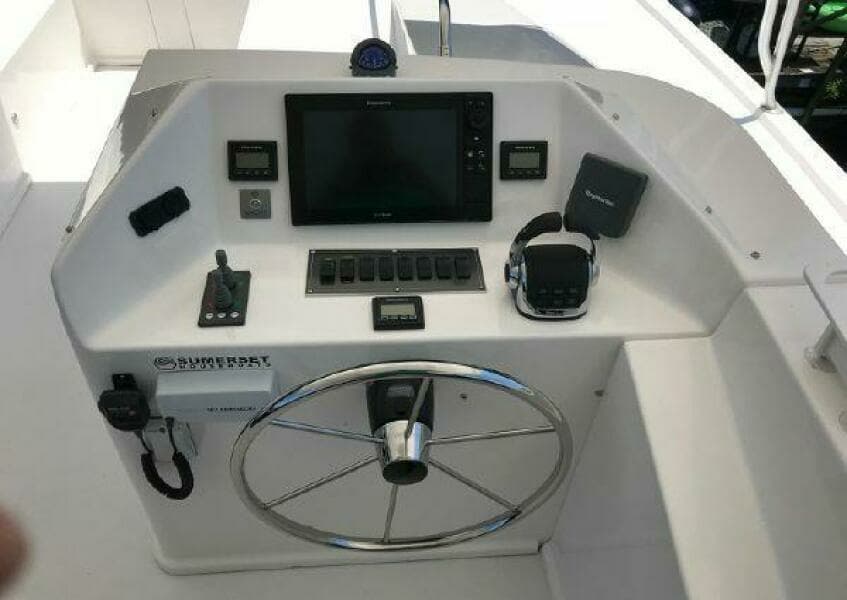 2017 Sumerset Houseboat