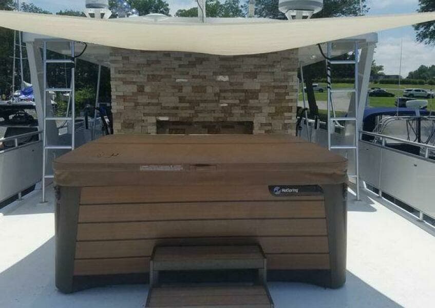 2017 Sumerset Houseboat