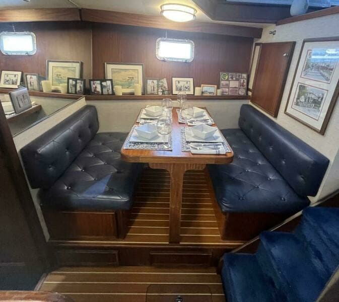 1981 Hatteras 48 Motoryacht