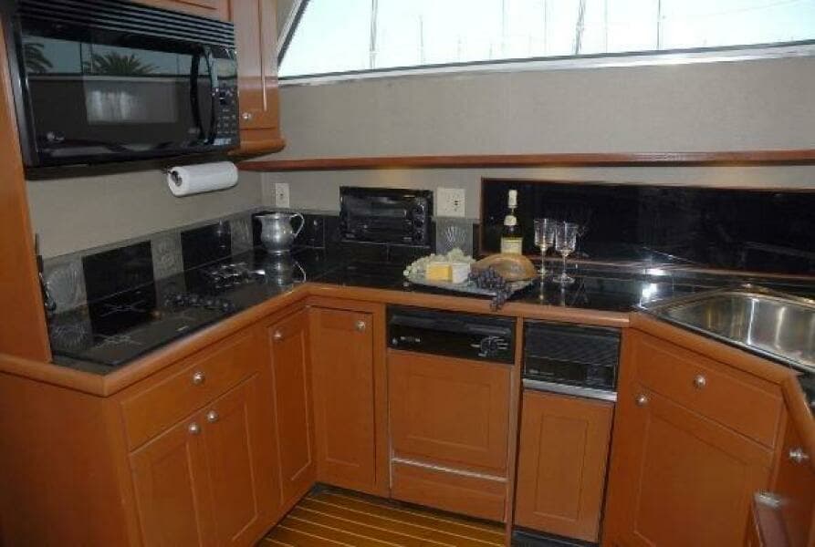 1965 Hatteras Motor Yacht