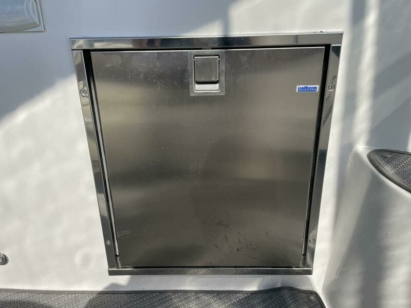 2006 Rinker Express Cruiser