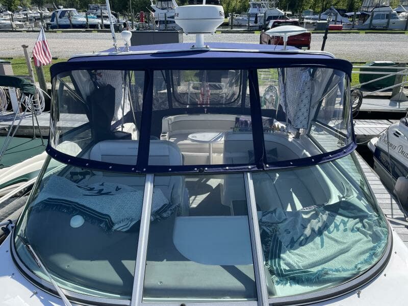 2006 Rinker Express Cruiser