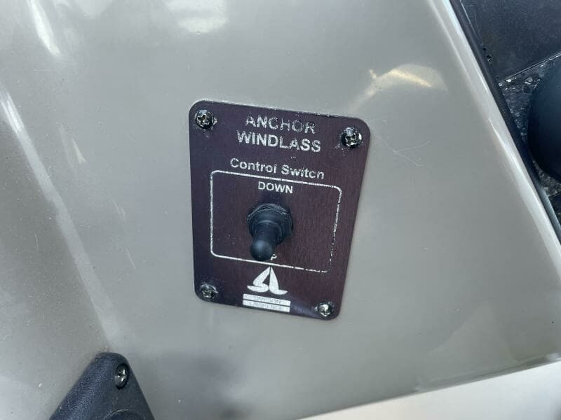 2006 Rinker Express Cruiser