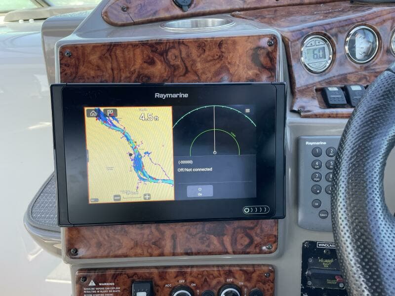 2006 Rinker Express Cruiser