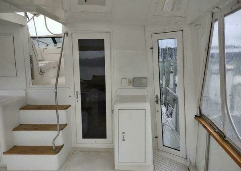1996 Hatteras 50' Sport Deck