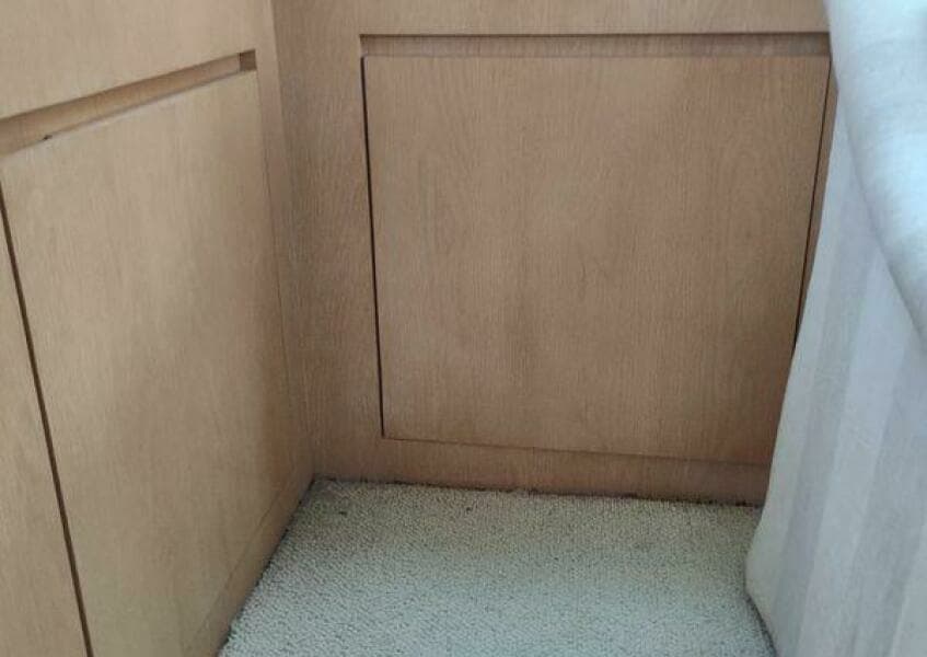 1996 Hatteras 50' Sport Deck