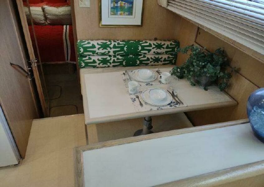 1996 Hatteras 50' Sport Deck