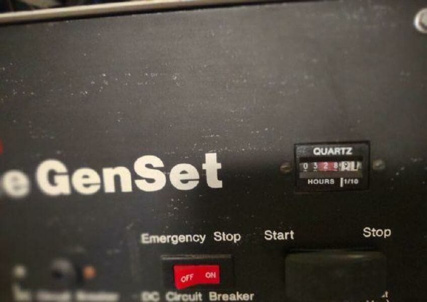 1996 Hatteras 50' Sport Deck