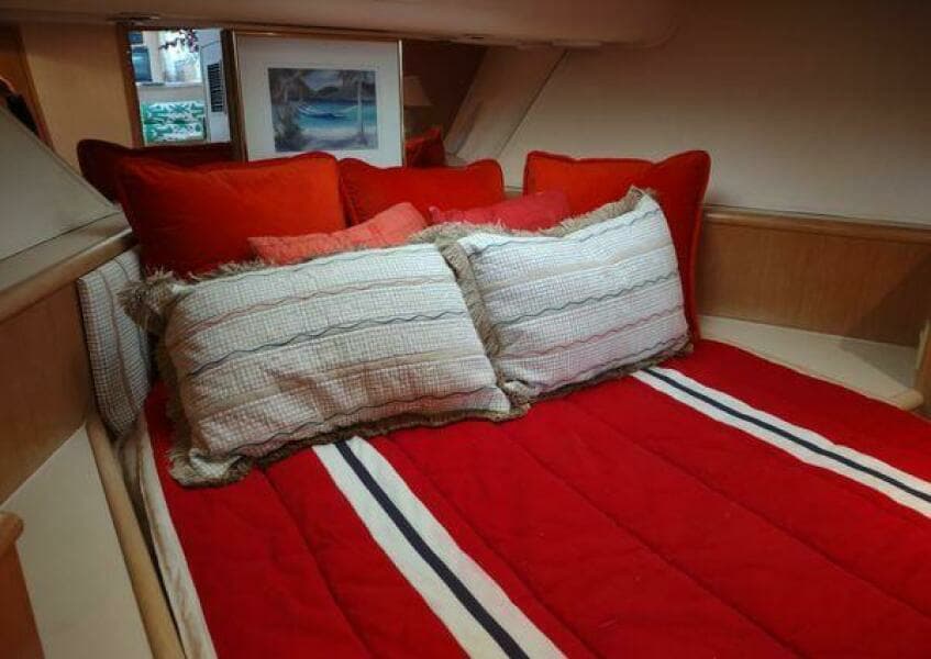 1996 Hatteras 50' Sport Deck