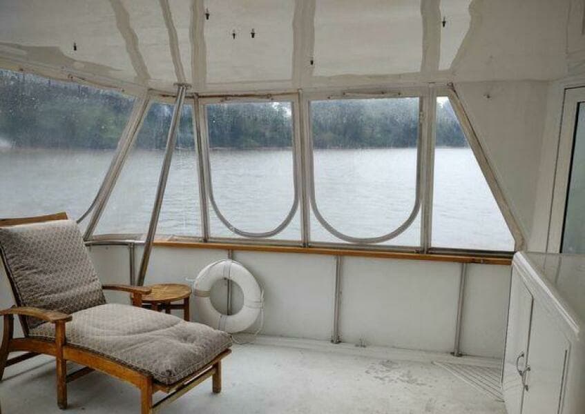 1996 Hatteras 50' Sport Deck