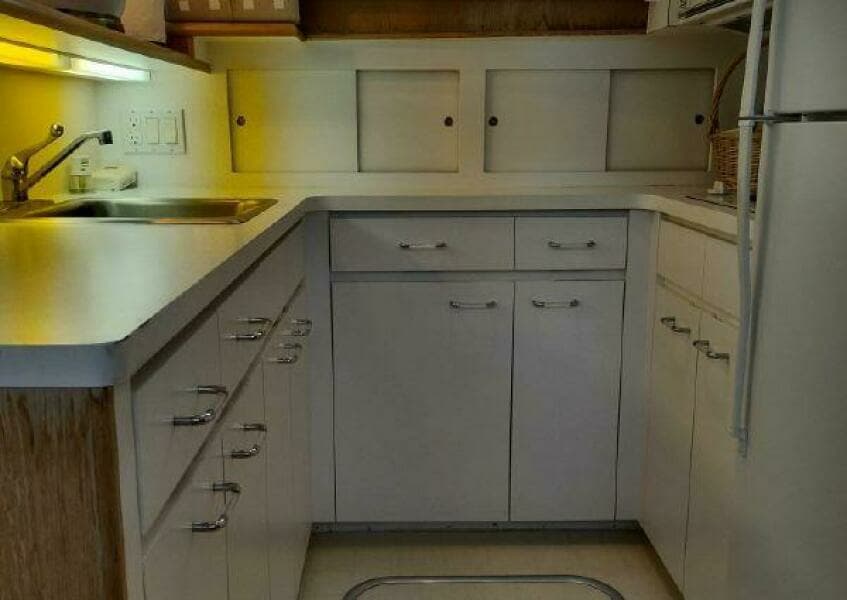 1996 Hatteras 50' Sport Deck