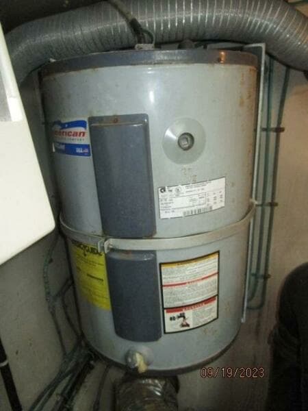 63' Hatteras water heater