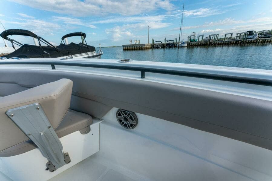 2021 Wellcraft Scarab 302