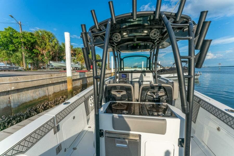 2021 Wellcraft Scarab 302