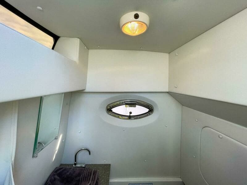 2021 Wellcraft Scarab 302