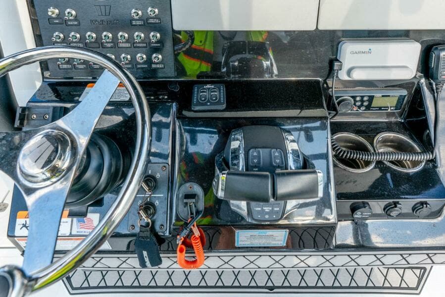 2021 Wellcraft Scarab 302