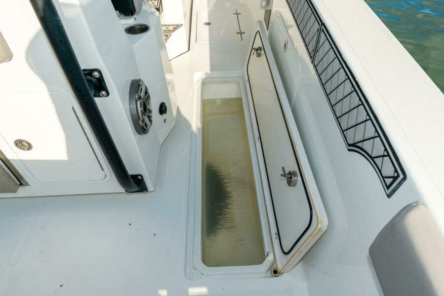 2021 Wellcraft Scarab 302